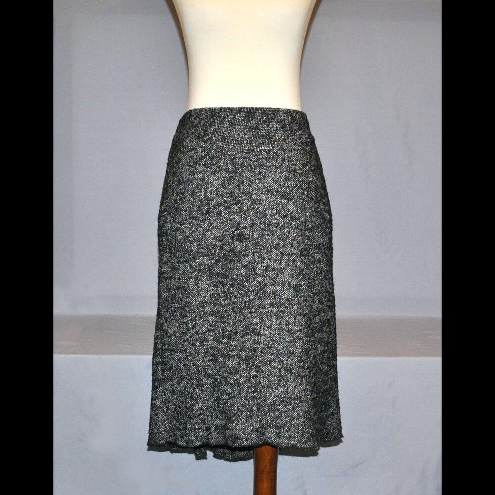 BCBGMaxAzria Midi Skirt Size 2 Wool Silk Blend Fishtail Pencil Skirt